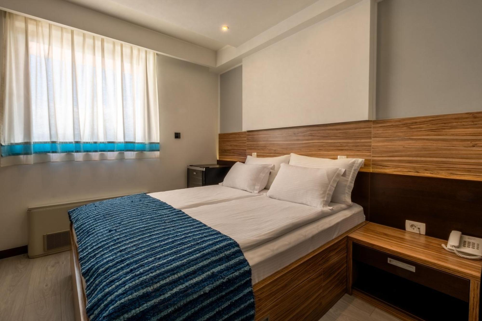 Hotel Bosna 1 Илиджа Экстерьер фото