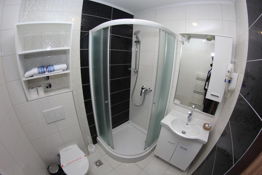 Hotel Bosna 1 Илиджа Экстерьер фото
